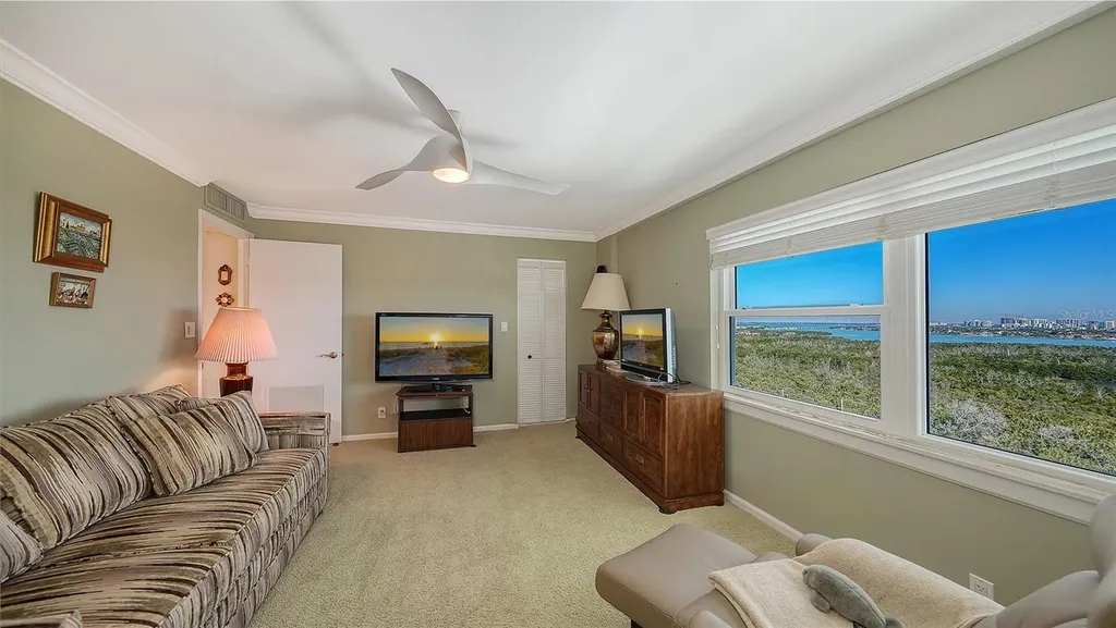 1750 Benjamin Franklin Drive Sarasota FL 34236