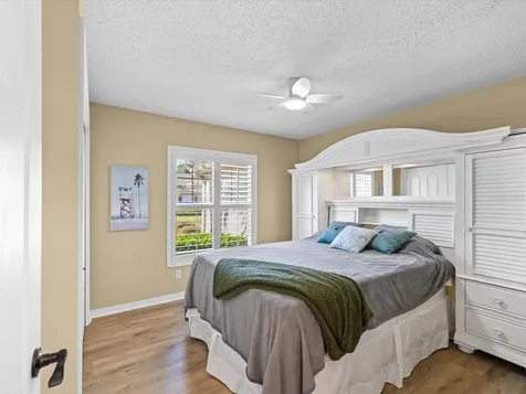 1950 Acadia Greens Drive Sun City Center FL 33573