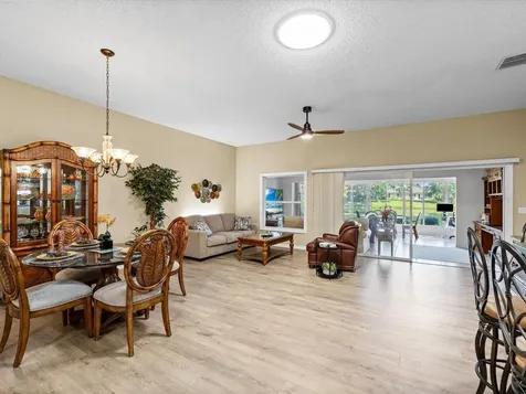 1950 Acadia Greens Drive Sun City Center FL 33573