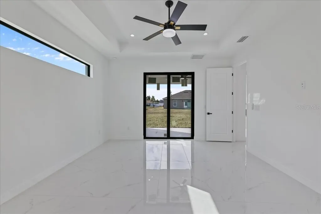 1310 NE 7th Place Cape Coral FL 33909