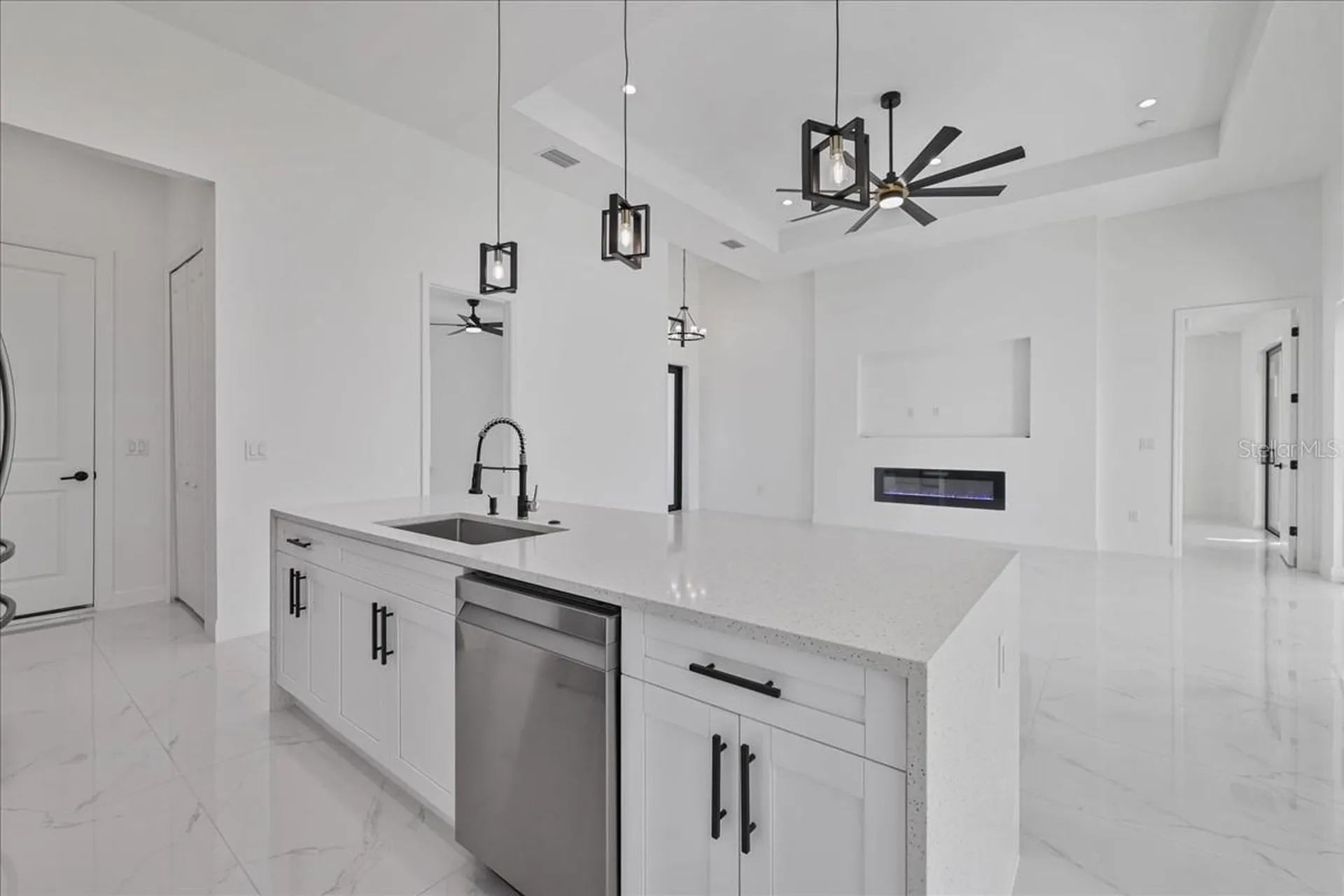 1310 NE 7th Place Cape Coral FL 33909