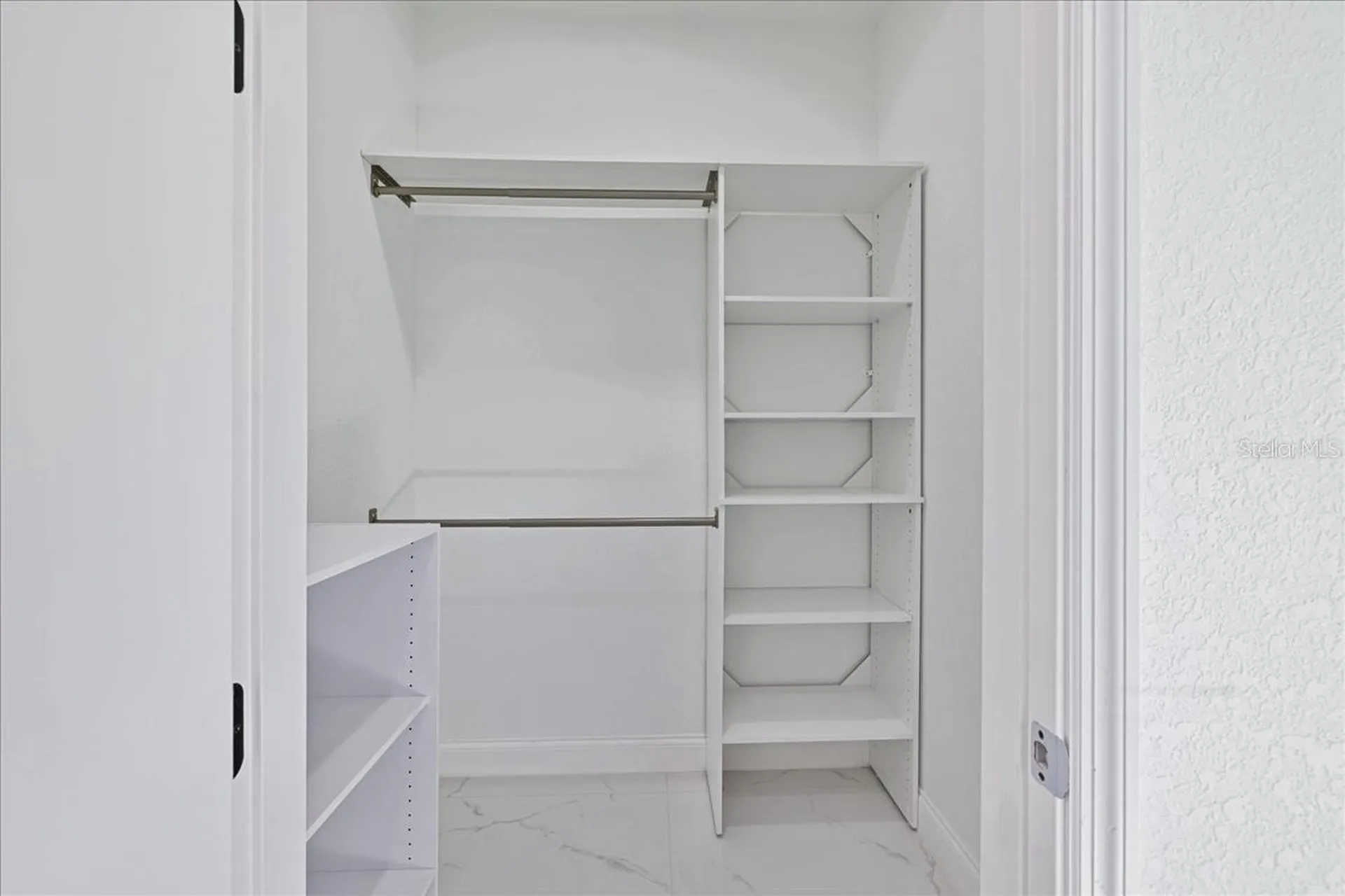 1310 NE 7th Place Cape Coral FL 33909