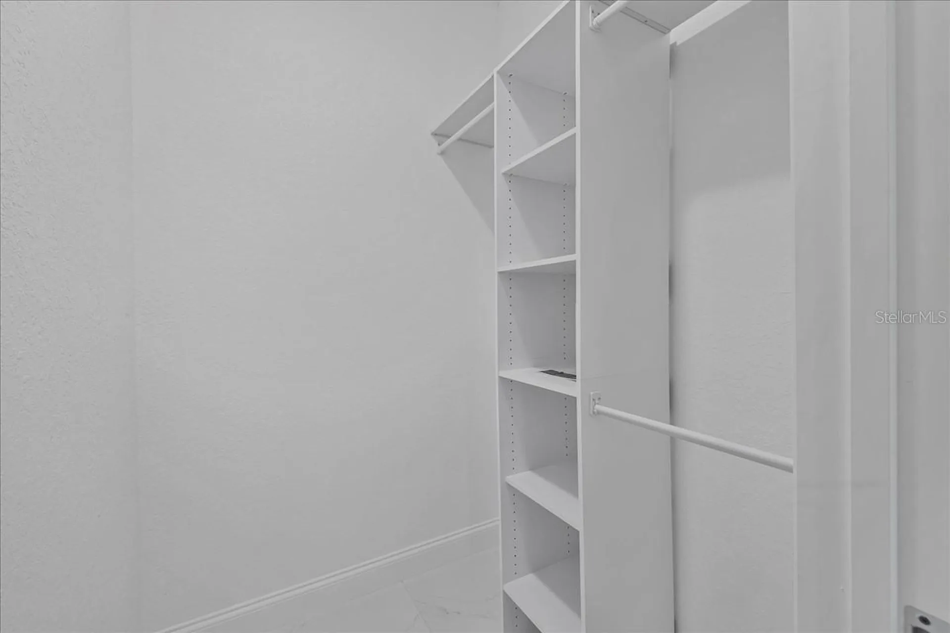 1310 NE 7th Place Cape Coral FL 33909