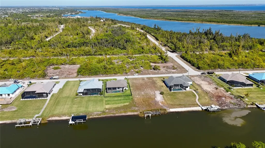 16652 Liggett Circle Port Charlotte FL 33981