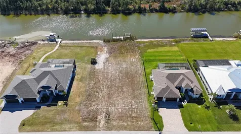 16652 Liggett Circle Port Charlotte FL 33981