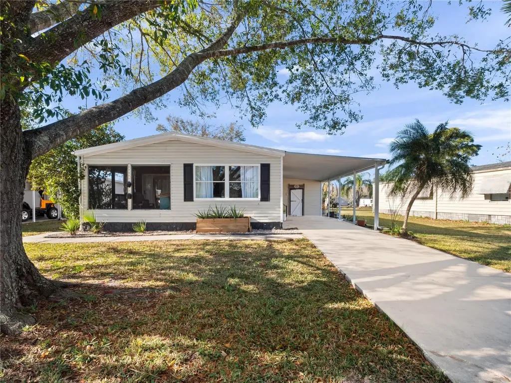 216 Ellsworth Drive Kissimmee FL 34758