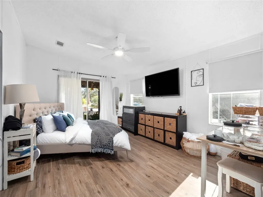 216 Ellsworth Drive Kissimmee FL 34758