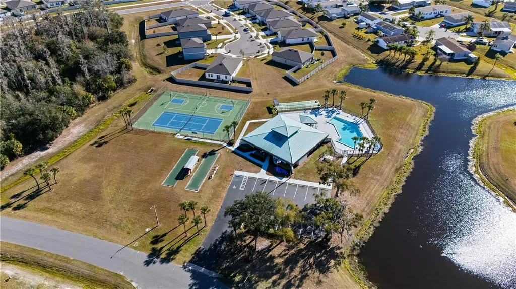 216 Ellsworth Drive Kissimmee FL 34758