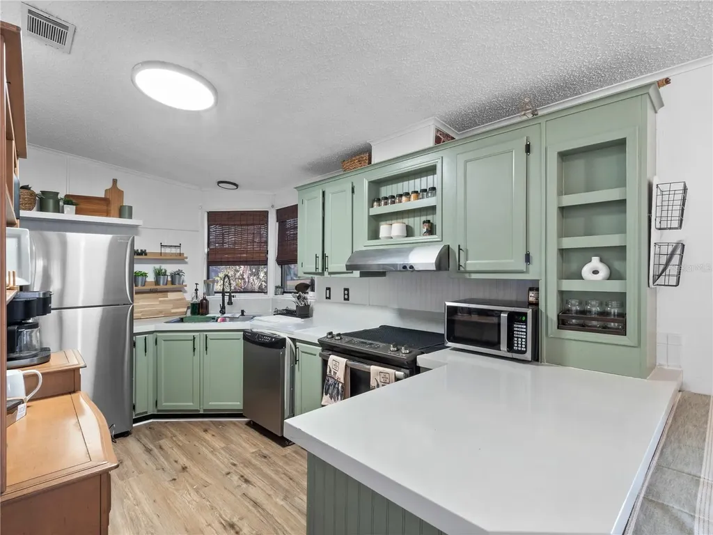 216 Ellsworth Drive Kissimmee FL 34758