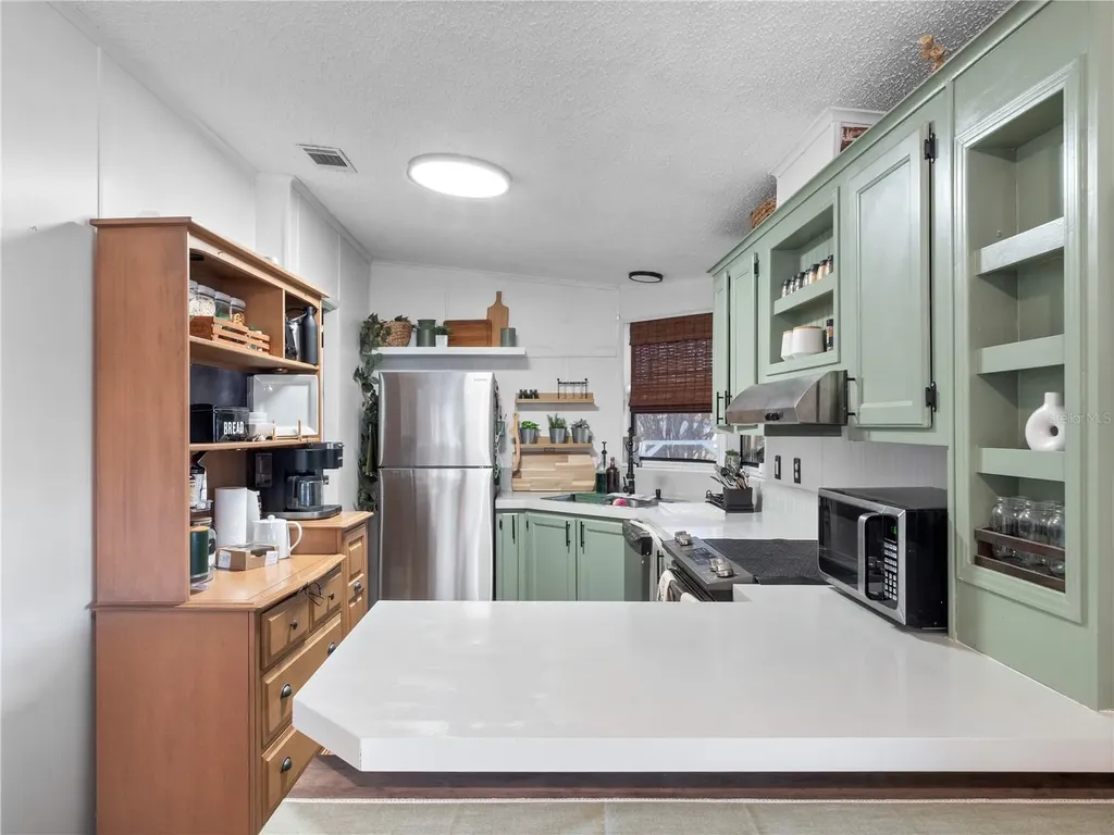 216 Ellsworth Drive Kissimmee FL 34758