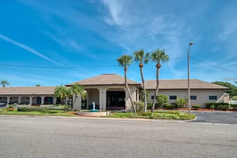 10038 62nd Terrace N St Petersburg FL 33708