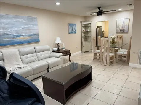 10038 62nd Terrace N St Petersburg FL 33708