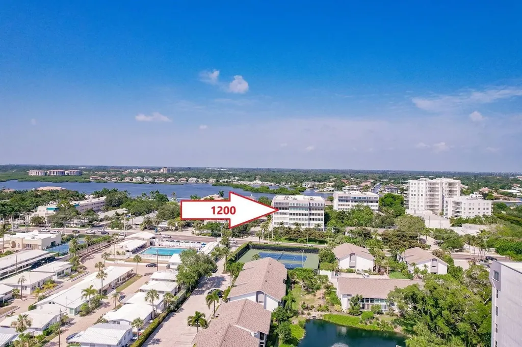 1200 E Peppertree Lane Sarasota FL 34242