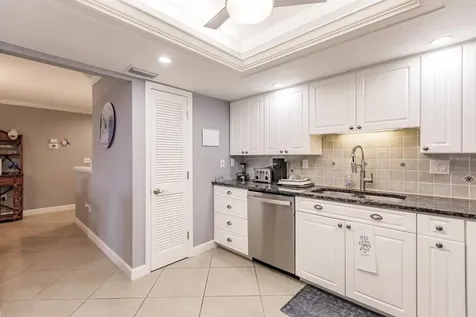 1200 E Peppertree Lane Sarasota FL 34242