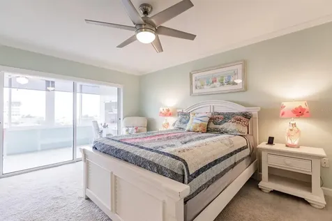 1200 E Peppertree Lane Sarasota FL 34242
