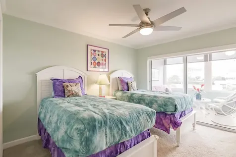 1200 E Peppertree Lane Sarasota FL 34242