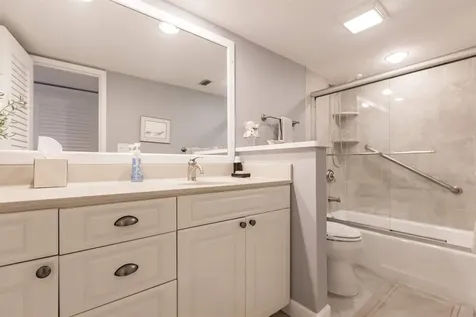 1200 E Peppertree Lane Sarasota FL 34242