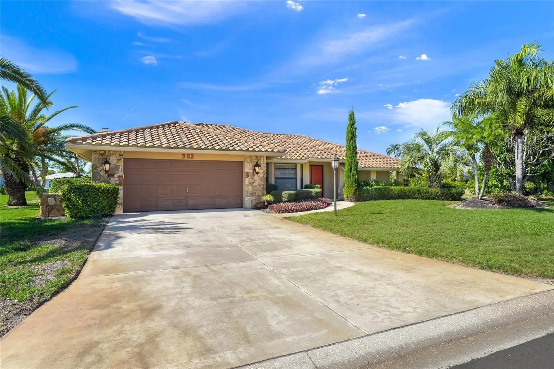 352 Ardenwood Drive Englewood FL 34223