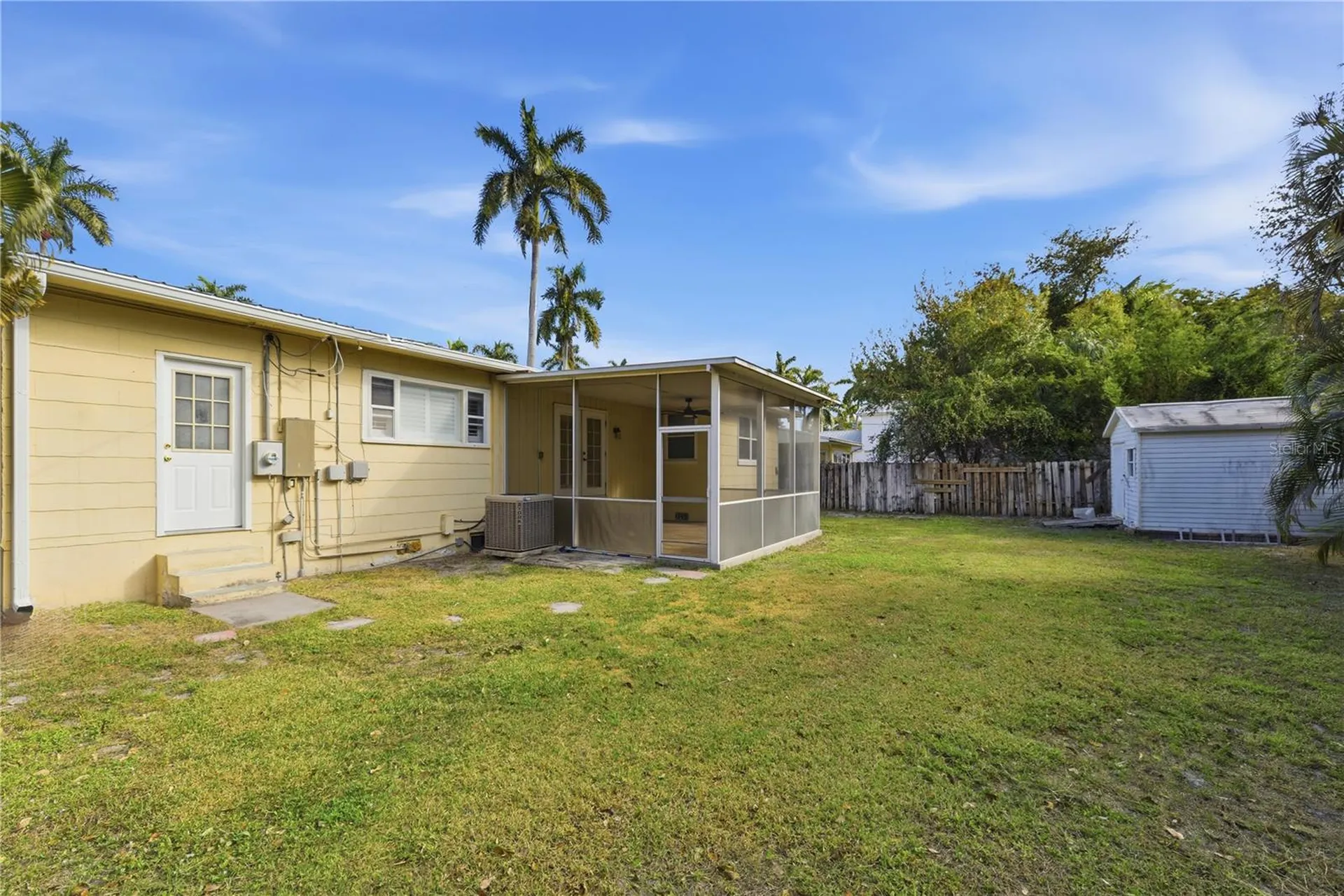 1420 Maravilla Avenue Fort Myers FL 33901