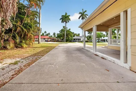 1420 Maravilla Avenue Fort Myers FL 33901