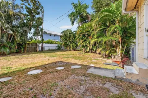 1420 Maravilla Avenue Fort Myers FL 33901