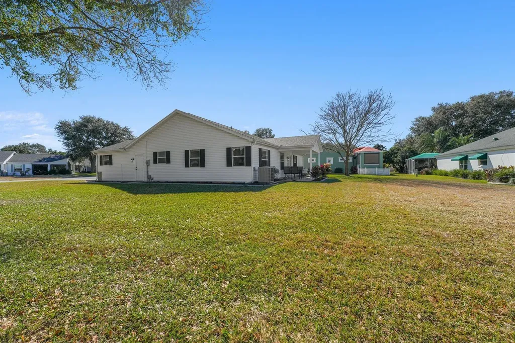 1601 Chavez Court The Villages FL 32159