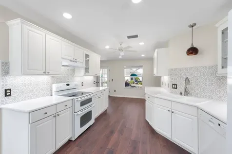 1601 Chavez Court The Villages FL 32159