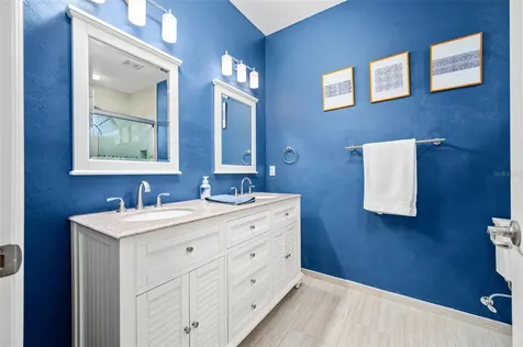 11550 NW 17th Place Gainesville FL 32606