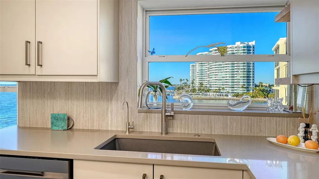 37 Sunset Drive Sarasota FL 34236