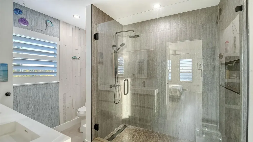 37 Sunset Drive Sarasota FL 34236