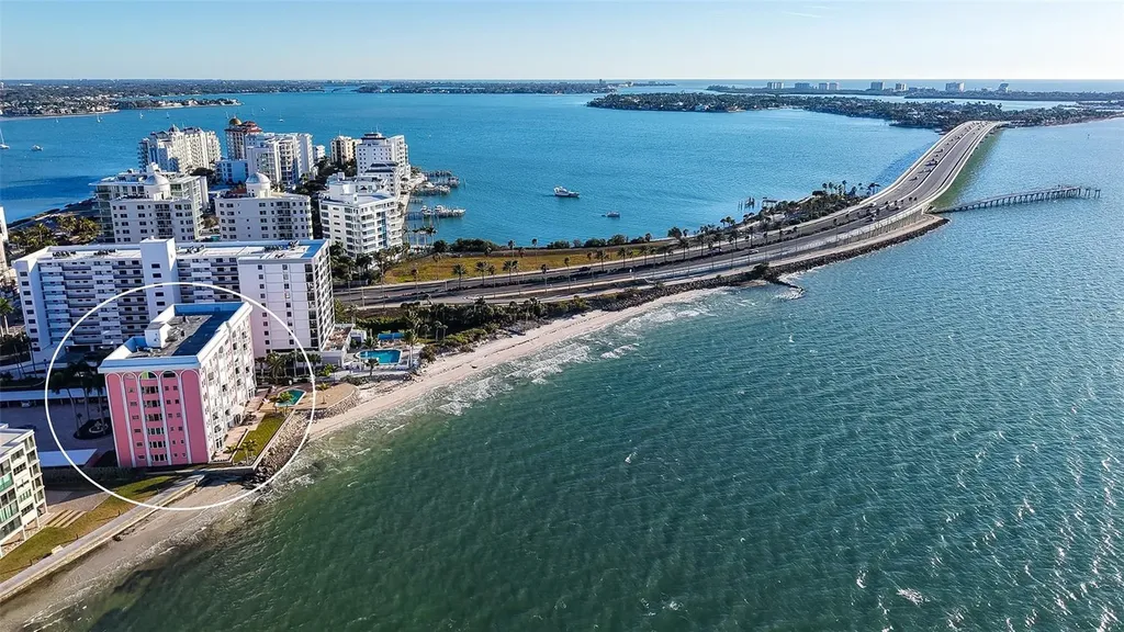 37 Sunset Drive Sarasota FL 34236