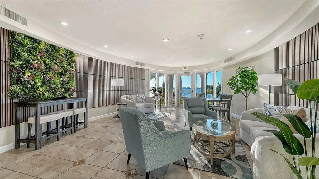 37 Sunset Drive Sarasota FL 34236