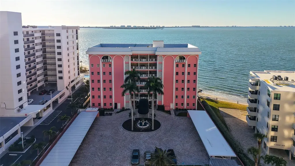 37 Sunset Drive Sarasota FL 34236