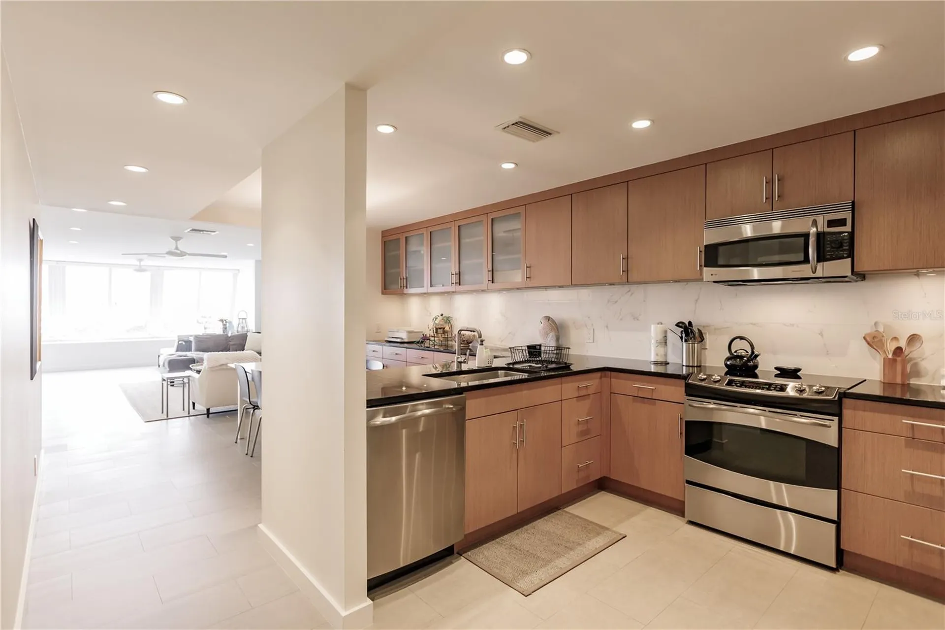 1200 E Peppertree Lane Sarasota FL 34242