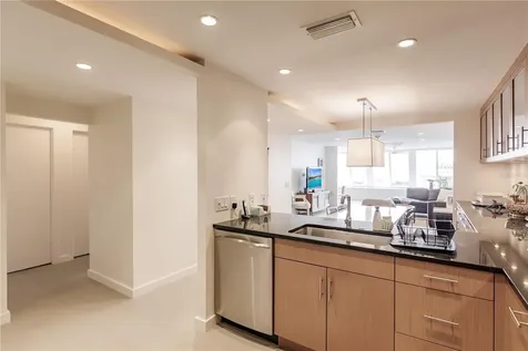 1200 E Peppertree Lane Sarasota FL 34242