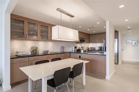 1200 E Peppertree Lane Sarasota FL 34242