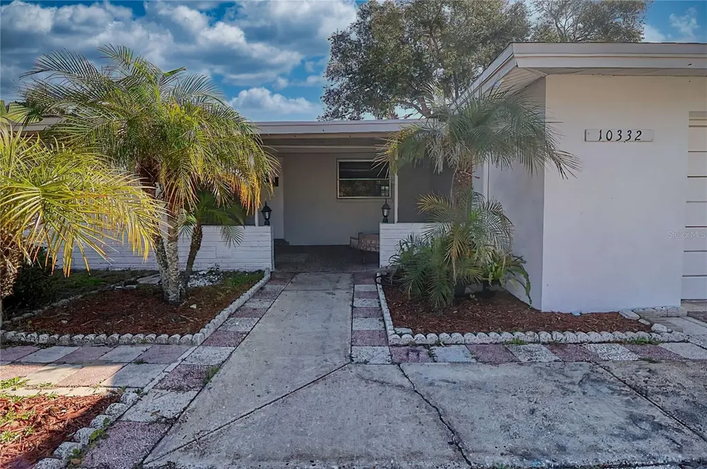 10332 Honeysuckle Lane Port Richey FL 34668