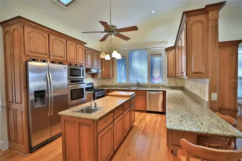 15551 NW Highway 225 Reddick FL 32686