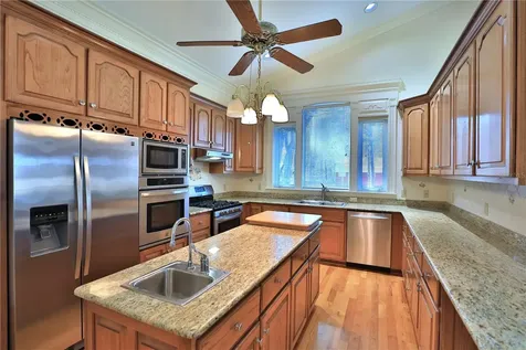 15551 NW Highway 225 Reddick FL 32686
