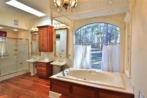15551 NW Highway 225 Reddick FL 32686