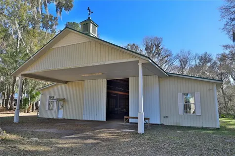15551 NW Highway 225 Reddick FL 32686