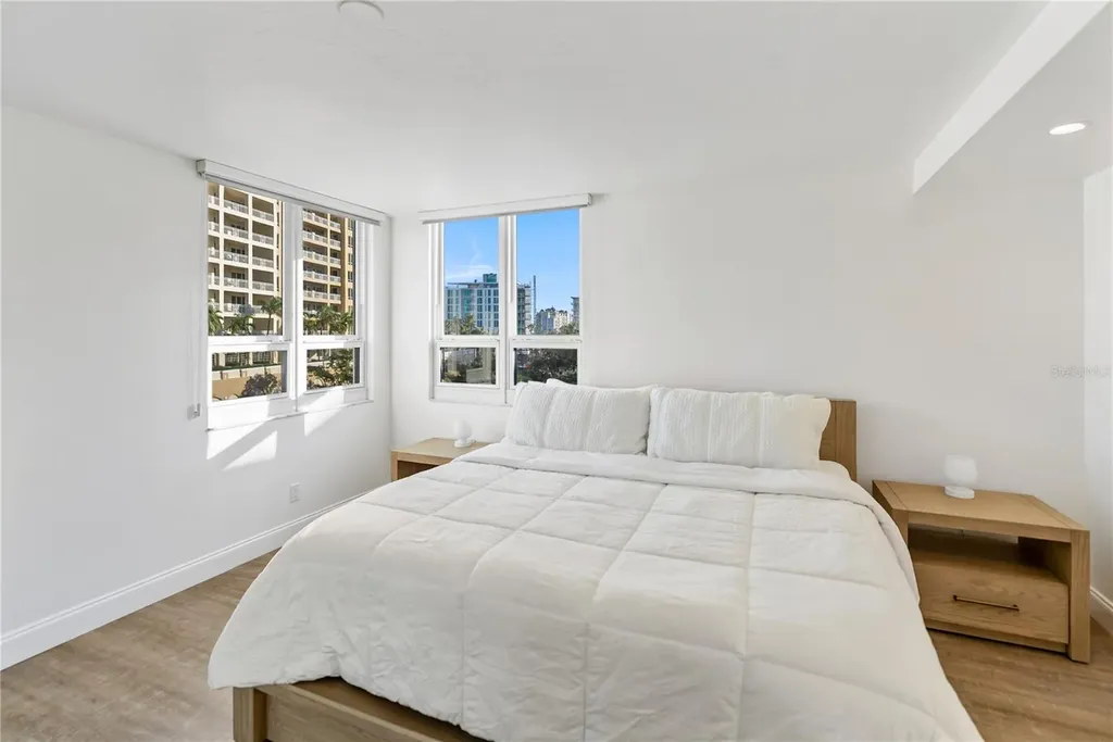 101 Sunset Drive Sarasota FL 34236