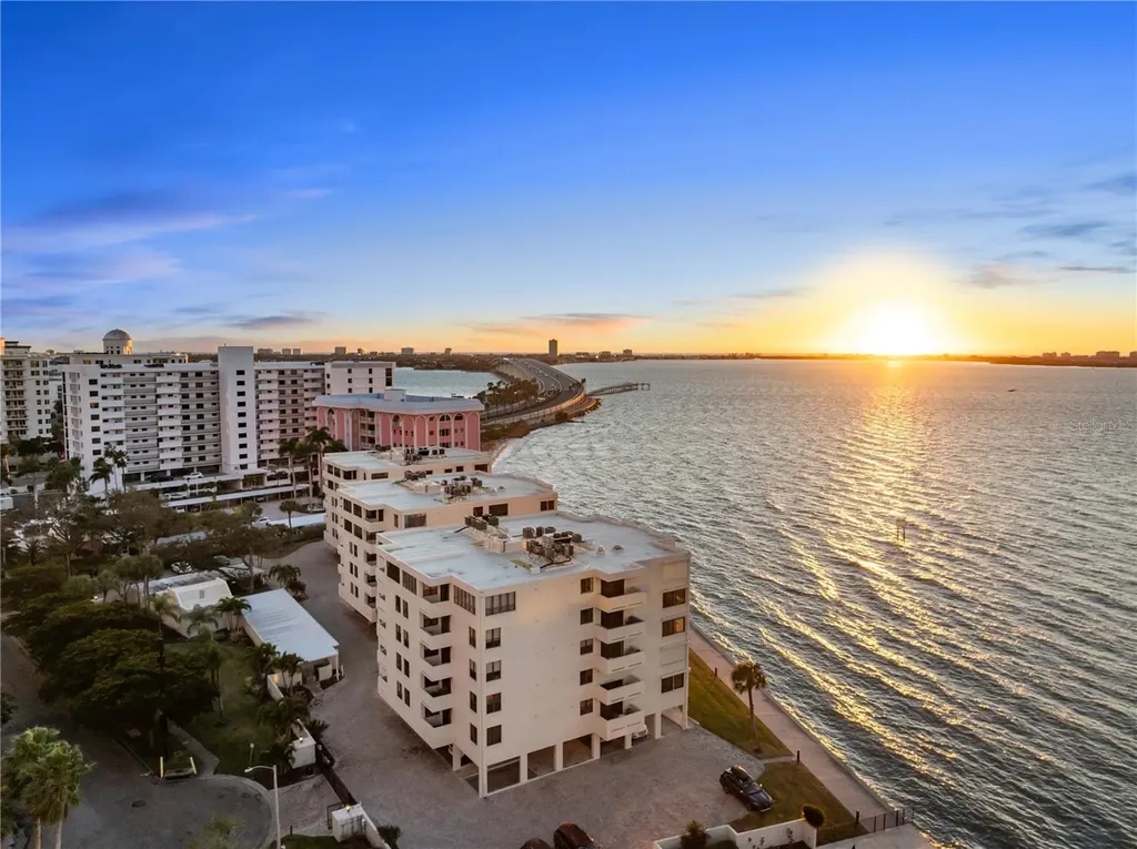 101 Sunset Drive Sarasota FL 34236