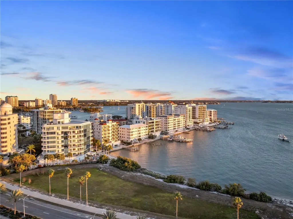 101 Sunset Drive Sarasota FL 34236