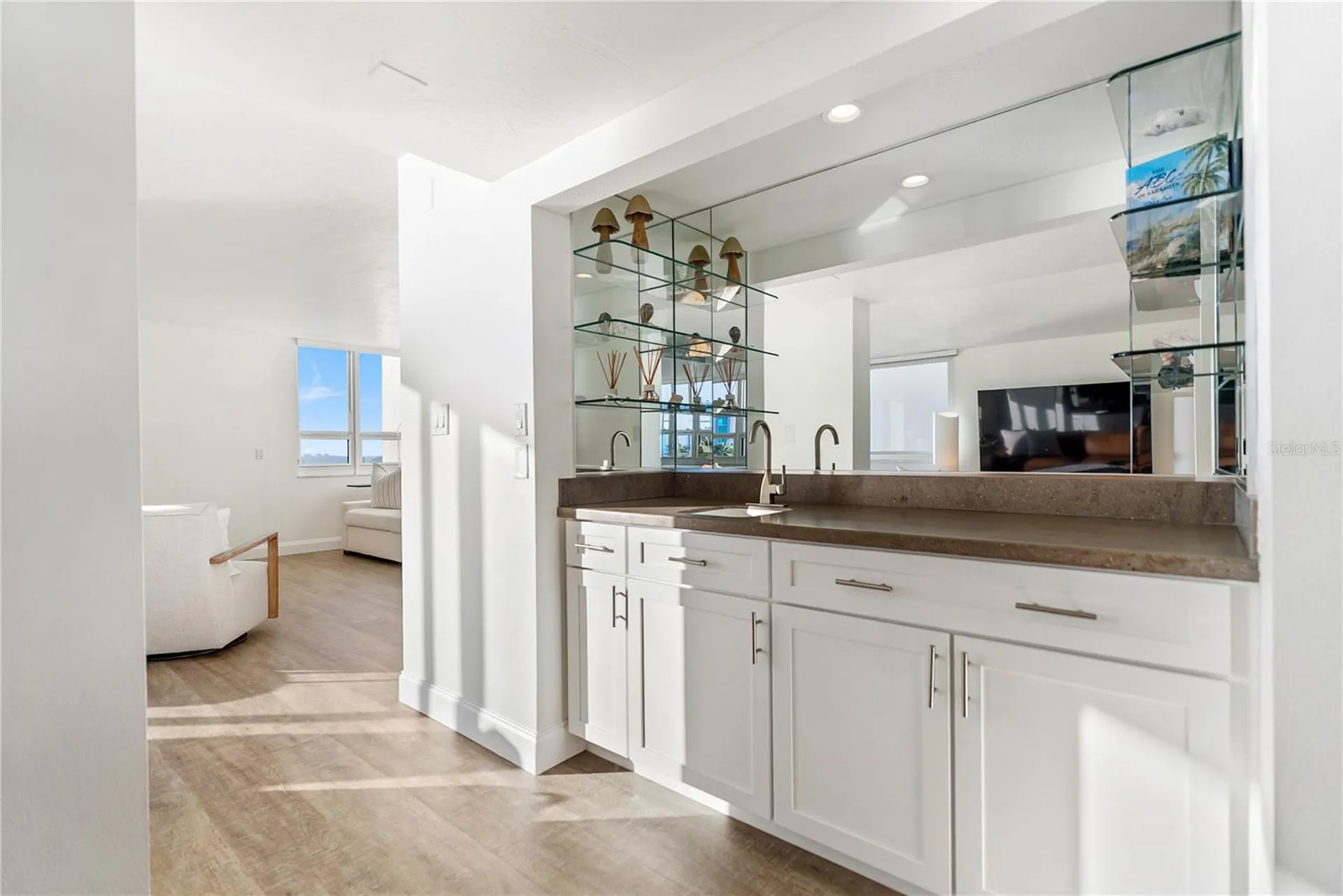 101 Sunset Drive Sarasota FL 34236