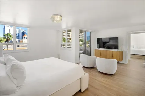 101 Sunset Drive Sarasota FL 34236