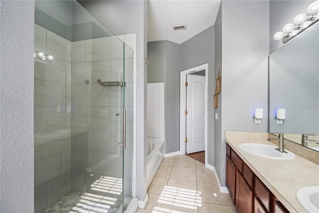 7105 Red Lantern Drive Harmony FL 34773