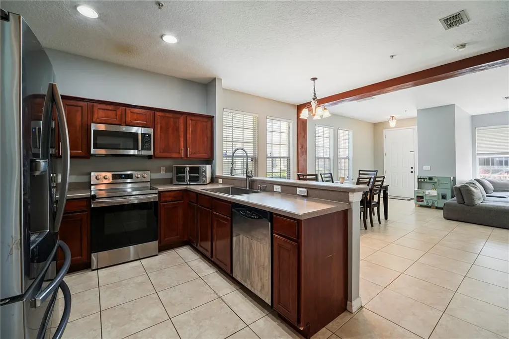 7105 Red Lantern Drive Harmony FL 34773