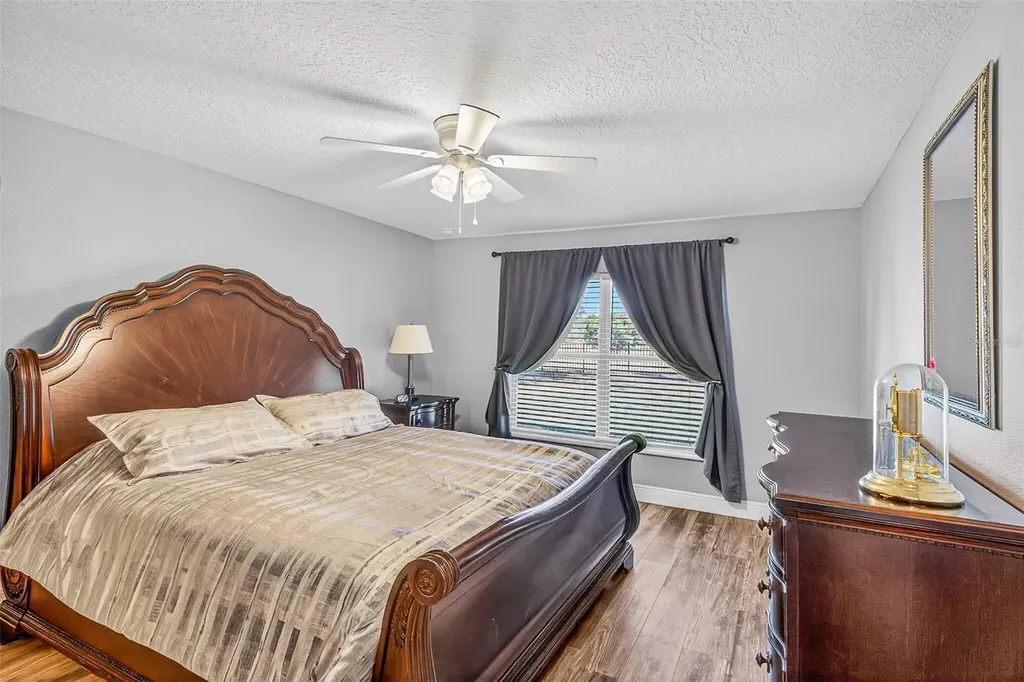 36700 Oconee Avenue Eustis FL 32736