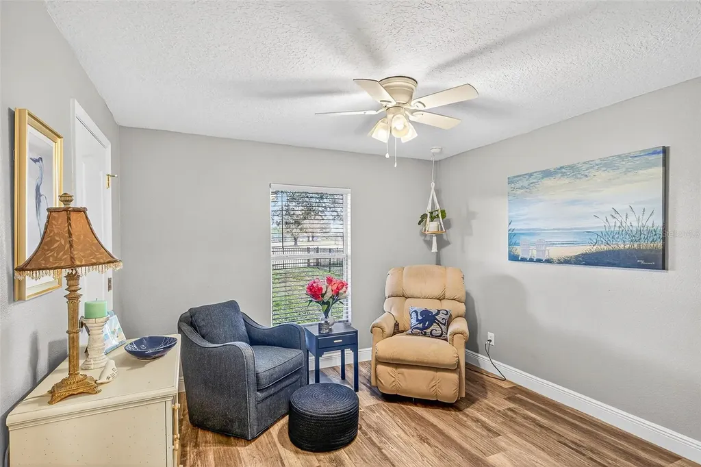 36700 Oconee Avenue Eustis FL 32736